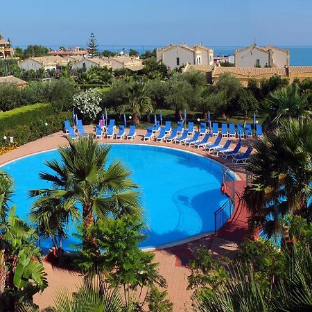 Dolcestate Hotel -Club Кампофеліче-ді-Роччелла Екстер'єр фото