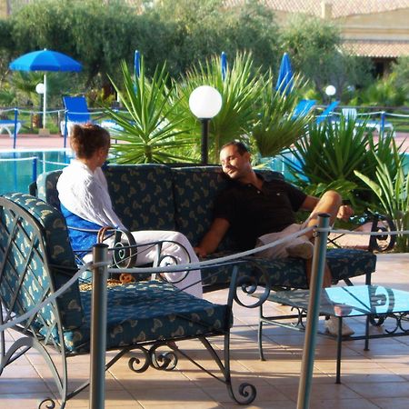 Dolcestate Hotel -Club Кампофеліче-ді-Роччелла Екстер'єр фото