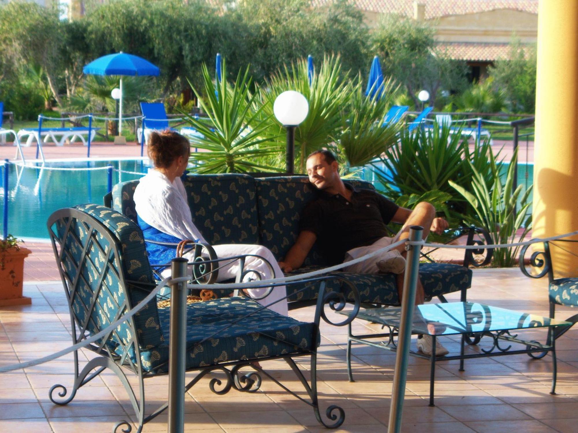 Dolcestate Hotel -Club Кампофеліче-ді-Роччелла Екстер'єр фото