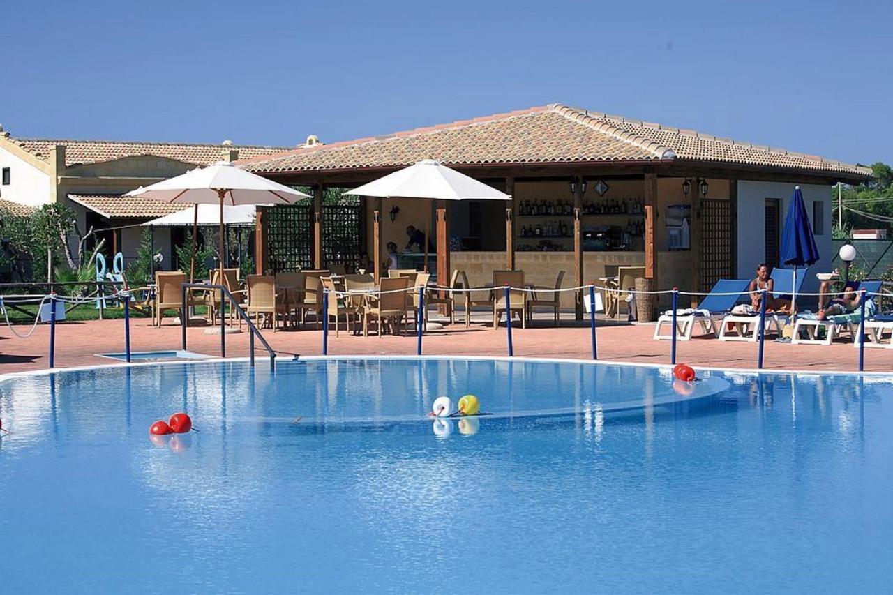 Dolcestate Hotel -Club Кампофеліче-ді-Роччелла Екстер'єр фото